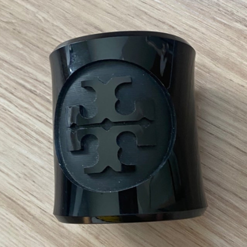 RARE!!Absolutely Gorgeous Tory Burch Luxury Cuff โจ๏ธ BRACELET Pristine Condition - Picture 2 of 4